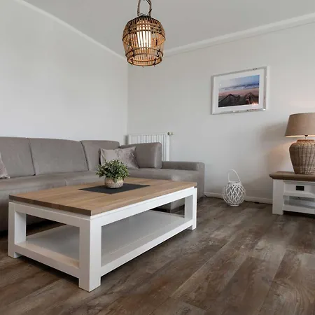 Strandnahe Mit Meerblick, Dachterrasse Und 2 Schlafzimmern,residenz Bel Vital Binz