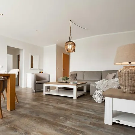 Apartment Strandnahe Mit Meerblick, Dachterrasse Und 2 Schlafzimmern,residenz Bel Vital